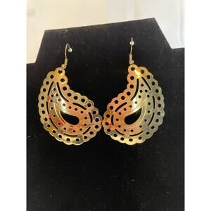 Gold Metal Paisley Boho Earrings GUC